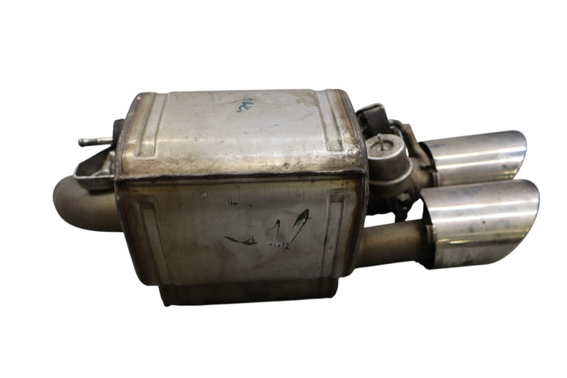 Load image into Gallery viewer, 14-19 Maserati Ghibli M157 Left Side Exhaust Muffler Baffle Tips Silencer Oem
