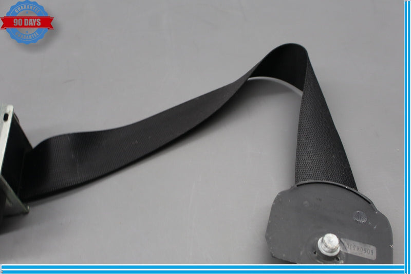 Load image into Gallery viewer, 07-12 Mercedes GL450 GL550 Front Right Seat Belt Seatbelt Retractor Oem
