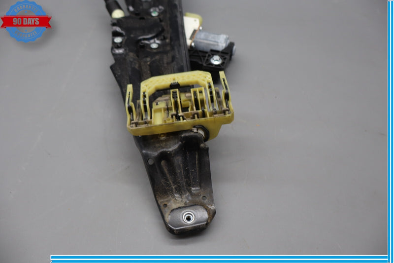 Load image into Gallery viewer, 09-15 BMW 750Li F01 Rear Right Side Window Motor Regulator 51357182616 Oem
