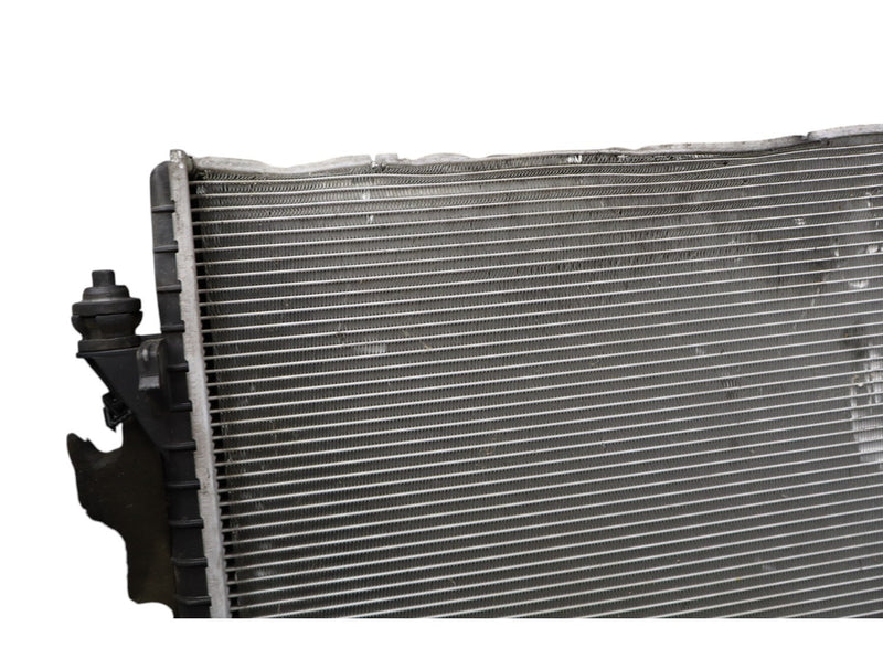 Load image into Gallery viewer, 07-09 Jaguar XK XKR X150 4.2 Engine Cooling Radiator Assembly 6W838005AD Oem
