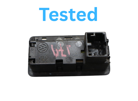 08-17 Volkswagen Touareg Tailgate Liftgate Back Door Release Open Switch Oem