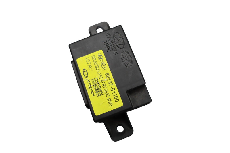 Load image into Gallery viewer, 15-20 Hyundai Genesis Front Left Driver Side Seat 4way Relay Control Module Oem
