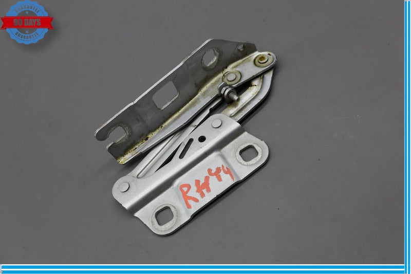 Load image into Gallery viewer, 06-13 Mercedes GL450 ML500 Front Right Side Hood Bonnet Hinge Bracket Oem

