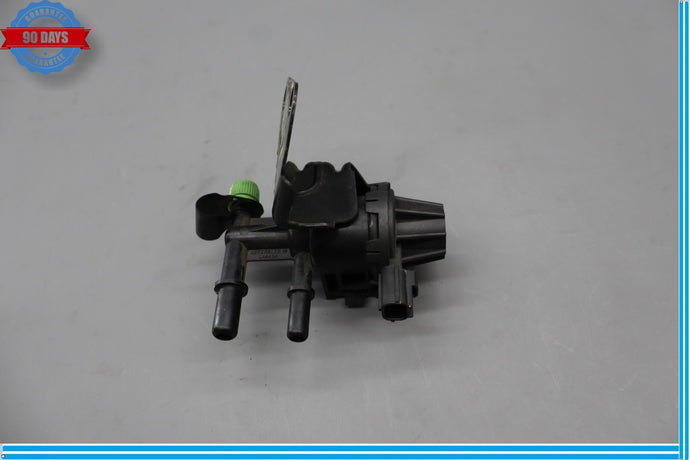02-05 Ford Thunderbird EGR Purge Valve 3U5A2G641 Black Oem