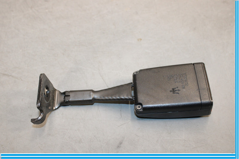 Load image into Gallery viewer, 14-17 Maserati Ghibli Rear Left Driver Seatbelt Seat Belt Buckle Oem
