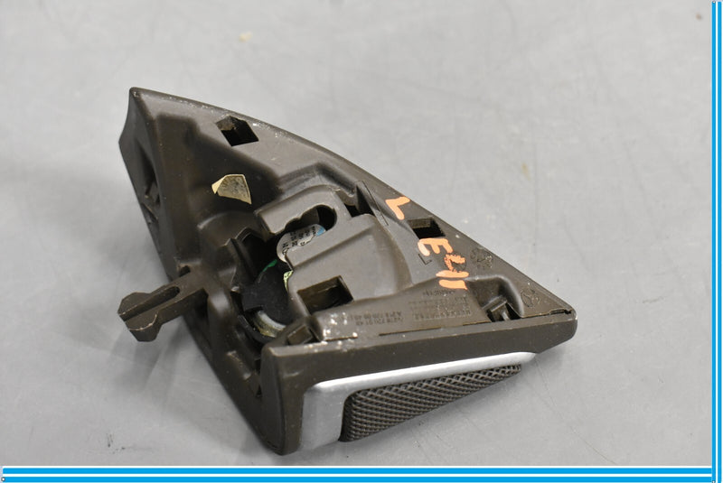 Load image into Gallery viewer, 12-18 Mercedes CLS550 W218 Front Left Side Door Corner Tweeter Speaker Oem
