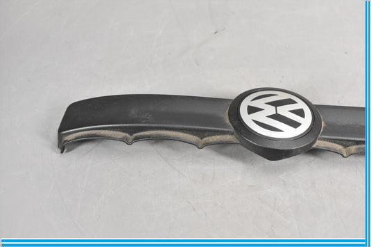 11-17 Volkswagen VW Touareg Engine Cover Plastic Trim With VW Logo 7P6971797 Oem