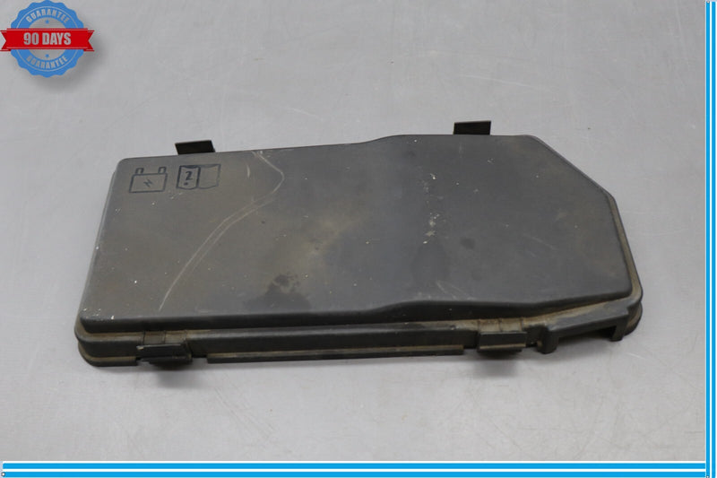 Load image into Gallery viewer, 10-12 Land Rover Range Rover HSE Engine Fuse Relay Box Lid Cover Oem
