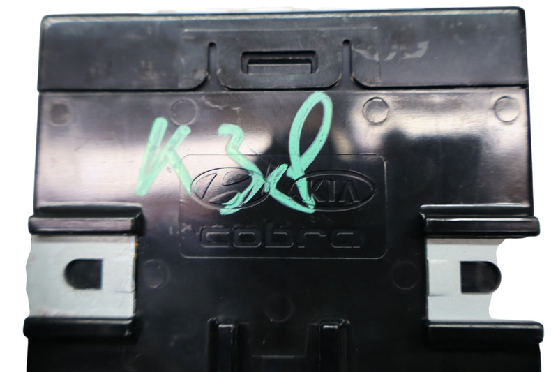 Load image into Gallery viewer, 11-13 Hyundai Equus Rear Parking Assist Control Module Unit 95700-3N000 Oem
