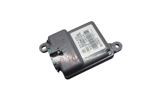 11-17 Volkswagen Touareg VW Front Right Seat Occupant Detection Module Oem