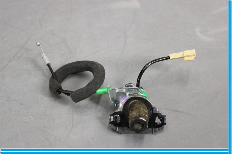 Load image into Gallery viewer, 07-09 Lexus LS460 Rear Trunk Deck Lid Key Lock Cylinder W/ Harness Oem
