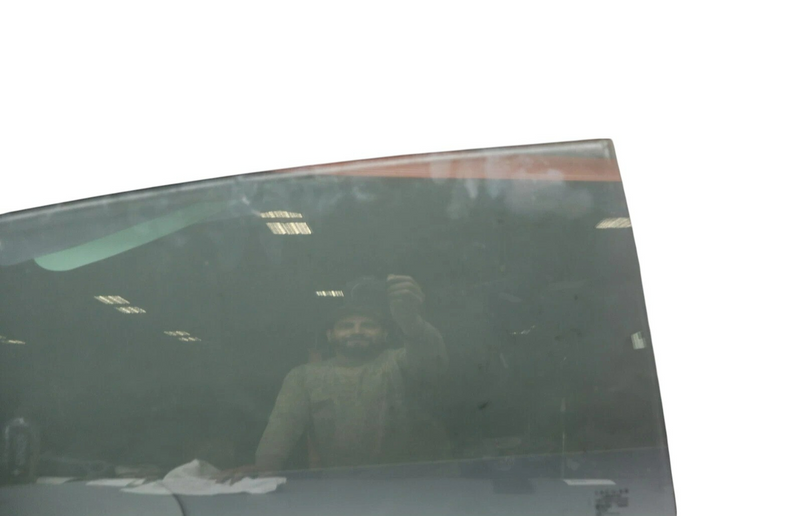 Load image into Gallery viewer, 10-19 Jaguar XJL X351 Rear Right Passenger Side Window Door Glass C2D14854 Oem
