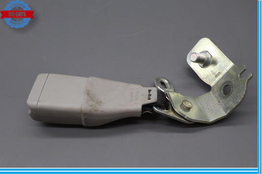 07-12 Lexus LS460 Rear Left Driver Side Center Seat Belt Buckle Oem