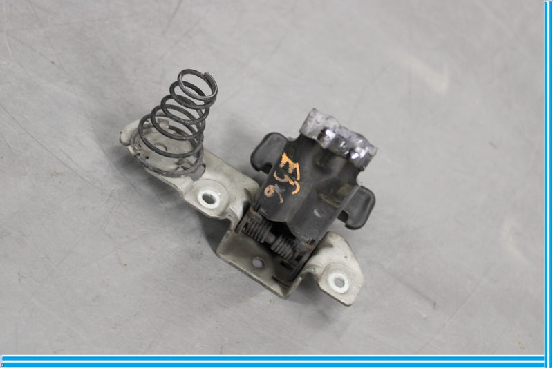 Load image into Gallery viewer, 03-06 Mercedes SL500 SL600 R230 Front Left or Right Hood Lock Latch Oem
