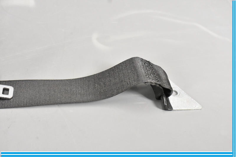 Load image into Gallery viewer, 09-15 Jaguar XF XFR Rear Right Passenger Side Seat Belt Seatbelt Retractor Oem

