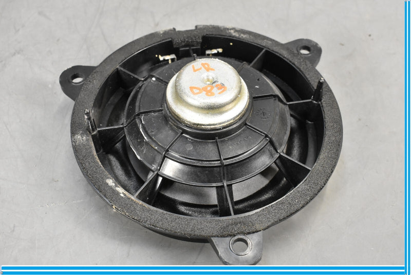 Load image into Gallery viewer, 03-12 Maserati Quattroporte M139 Rear Left Driver Side Door Speaker Oem
