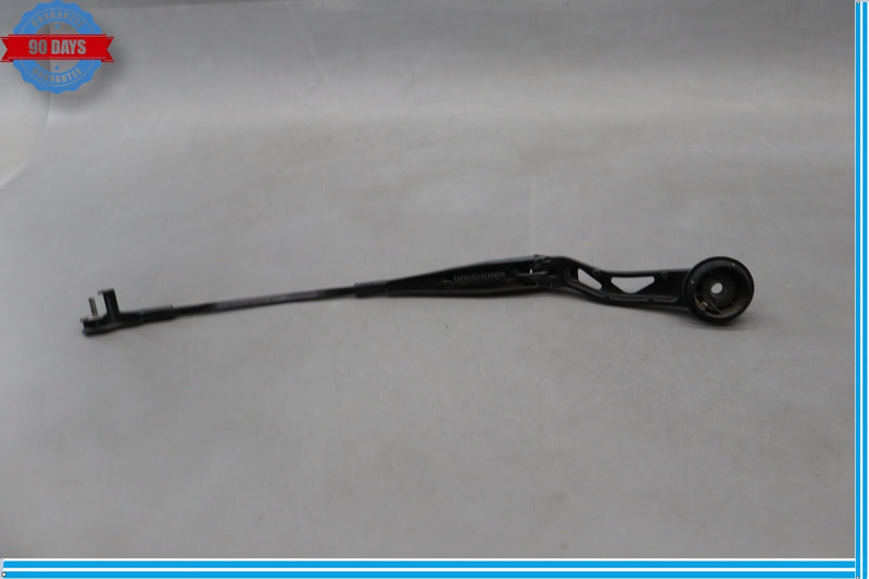 Load image into Gallery viewer, 14-21 BMW i3 I01 Front Right Passenger Side Windshield Wiper Arm Black Oem
