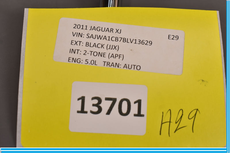 Load image into Gallery viewer, 10-18 Jaguar XJ XJL XJR X351 Rear Right or Left Side Headrest Head Rest APF OEM
