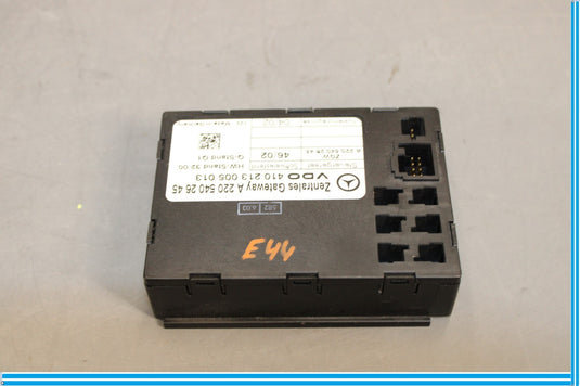 03-06 Mercedes S500 S600 Central Gateway Control Module Unit ECU Oem