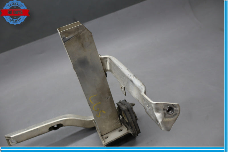 Load image into Gallery viewer, 09-15 BMW 750i 750Li Front Bumper Left Radiator Support Bar Bracket Oem
