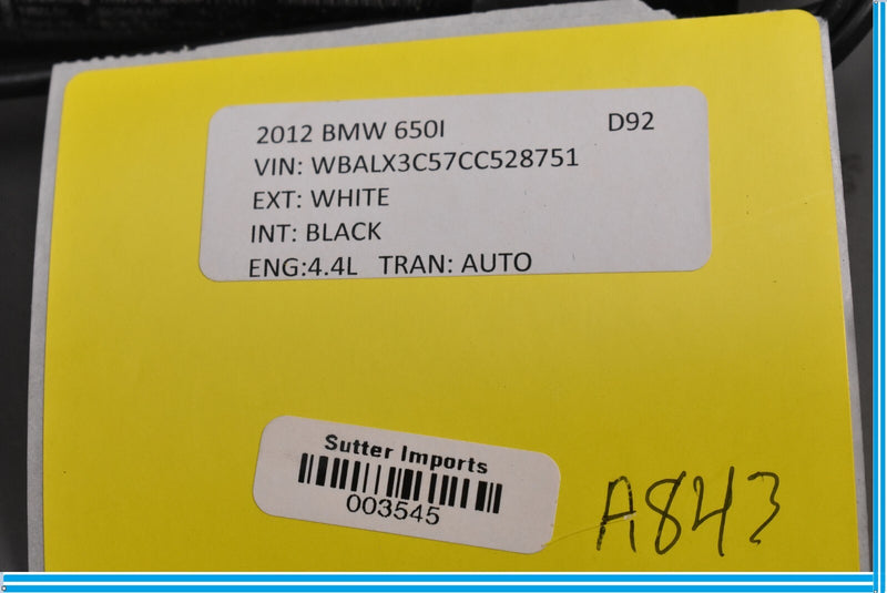 Load image into Gallery viewer, 12-18 BMW 650i 640i F12 Front Right Seat Belt Buckle Oem
