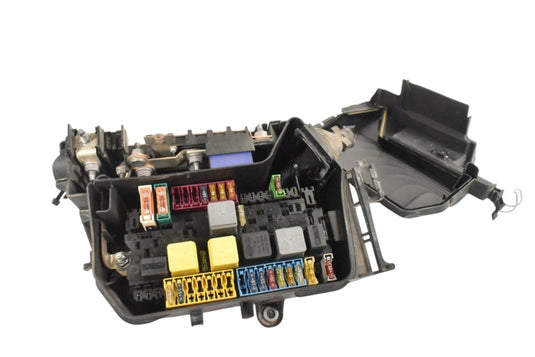 14-20 Mercedes CLA250 C117 Engine Bay Fuse Box Assembly 2469980601 Oem