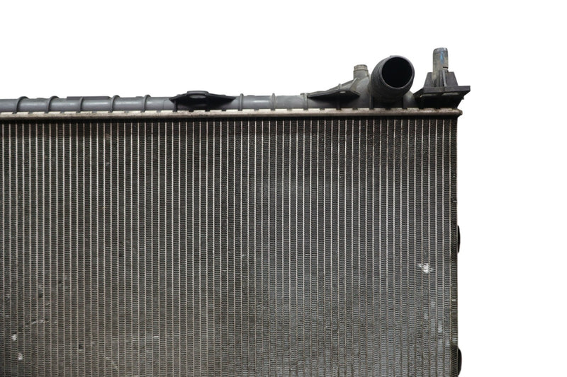 Load image into Gallery viewer, 13-19 LR Range Rover L405 Engine Cooling Radiator Assembly LR034553 Oem
