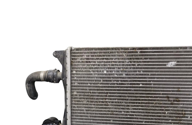 Load image into Gallery viewer, 13-19 Mercedes GL450 GL550 GLS550 Engine Water Cooling Coolant Radiator Oem
