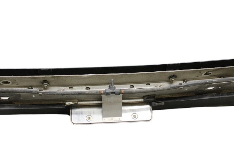 Load image into Gallery viewer, 1991 Bentley Turbo R Front Bumper Bar Cover Assembly Black Oem
