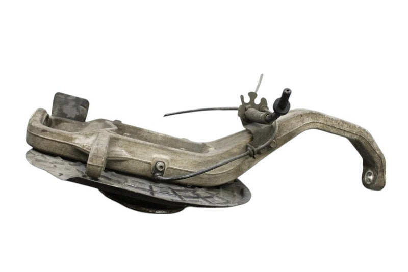 Load image into Gallery viewer, 14-18 Maserati Ghibli Quattroporte Front Right Side Spindle Knuckle Hub Oem
