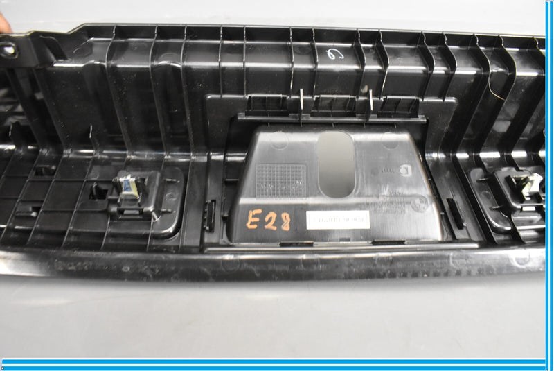 Load image into Gallery viewer, 12-15 BMW E84 X1 Rear Trunk Tailgate Panel With Chrome Trim Oem
