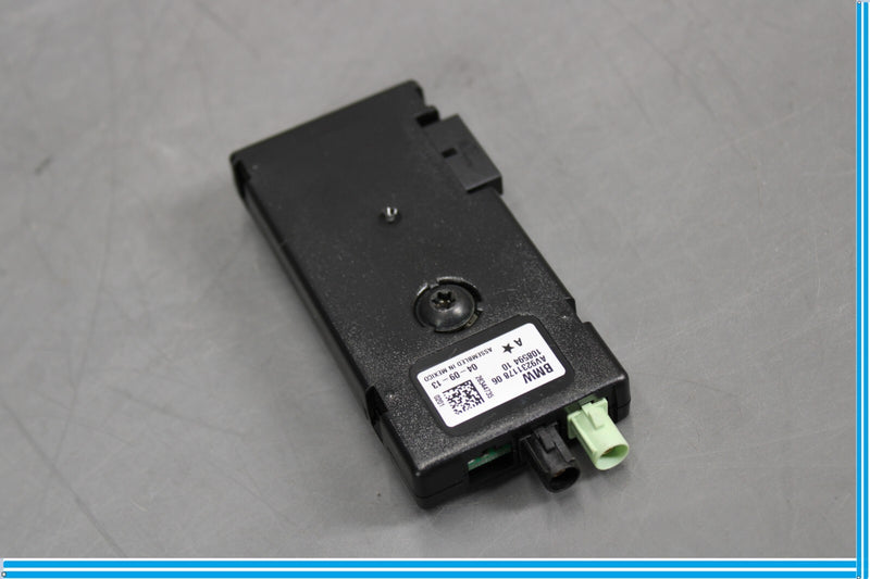 Load image into Gallery viewer, 12-18 BMW 320i 328i F30 AM FM Antenna Amplifier Booster Control Module Oem
