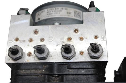 15-20 Mercedes C300 ABS Anti Lock Brake Pump Control Module Unit A2534310512 Oem