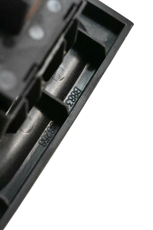 03-13 Maserati Quattroporte M139 Rear Right Side Door Window Control Switch OEM