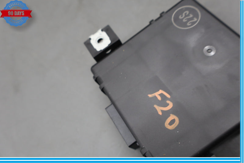 Load image into Gallery viewer, 11-17 Porsche Cayenne Multiplex Network Gateway Control Module Unit Oem
