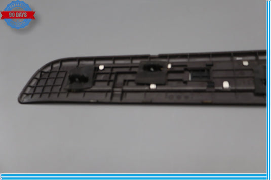 15-16 Hyundai Genesis Front Left Driver Side Door Sill Scuff Plate Trim Oem