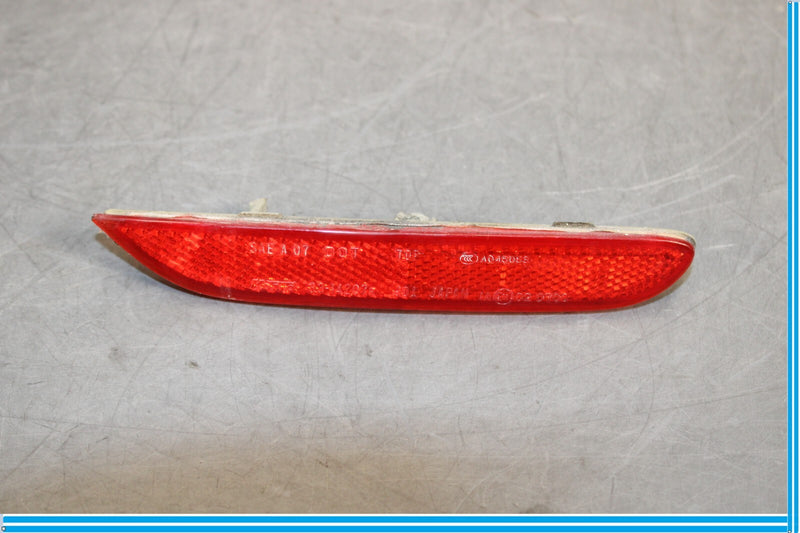 Load image into Gallery viewer, 11-17 Infiniti QX56 QX80 Rear Left Driver Side Bumper Reflector 26565JJ90A Oem
