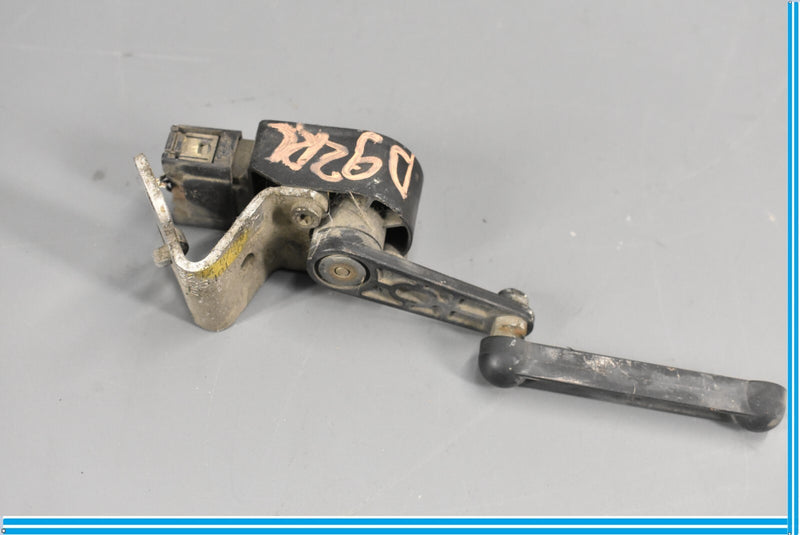 Load image into Gallery viewer, 09-15 BMW 750i 650i F01 F02 Rear Left Driver Suspension Height Level Sensor Oem
