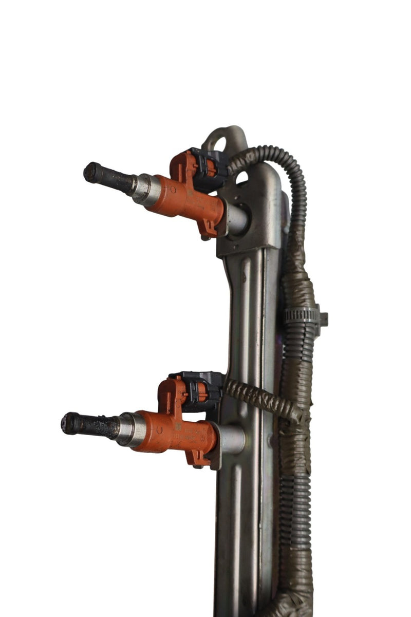 Load image into Gallery viewer, 07-17 Lexus USF40 LS460 LS460L Left Driver Side Outer Fuel Injection Rail Oem
