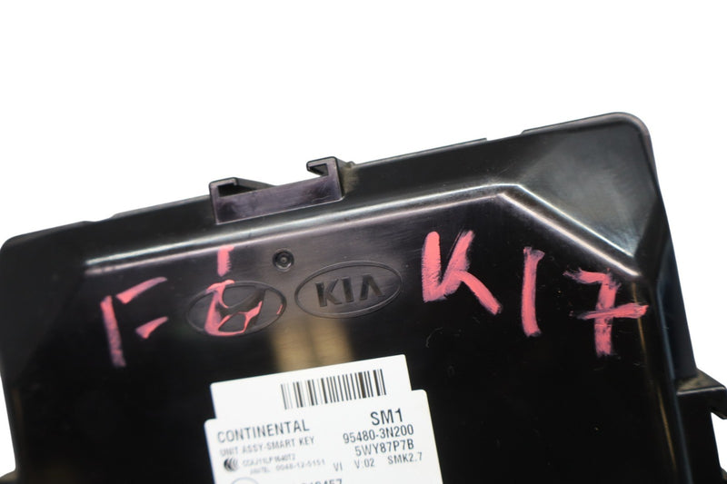 Load image into Gallery viewer, 14-15 Hyundai Equus Theft Locking Smart Key Control  Module 95480-3N200 Oem
