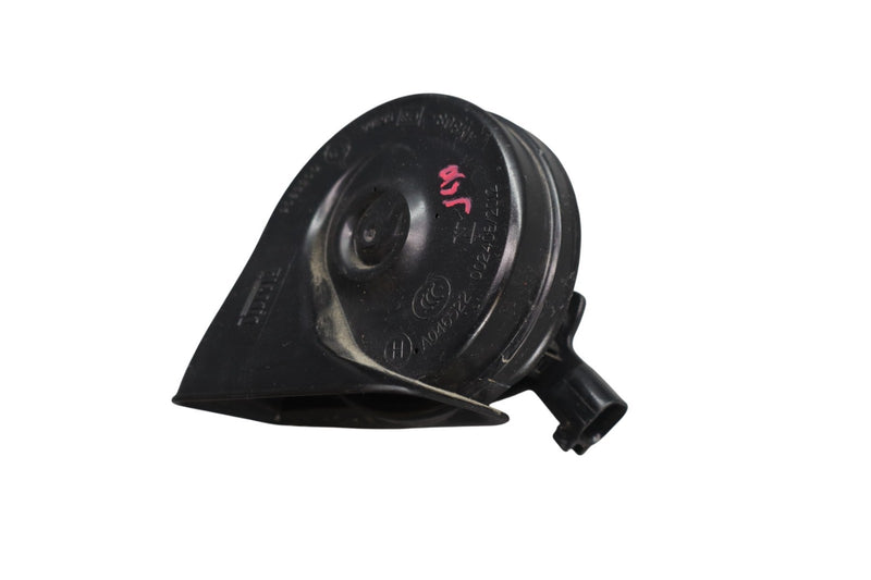 Load image into Gallery viewer, 14-17 Maserati Ghibli M157 Left Side High Tone Note Pitch Horn Siren Oem
