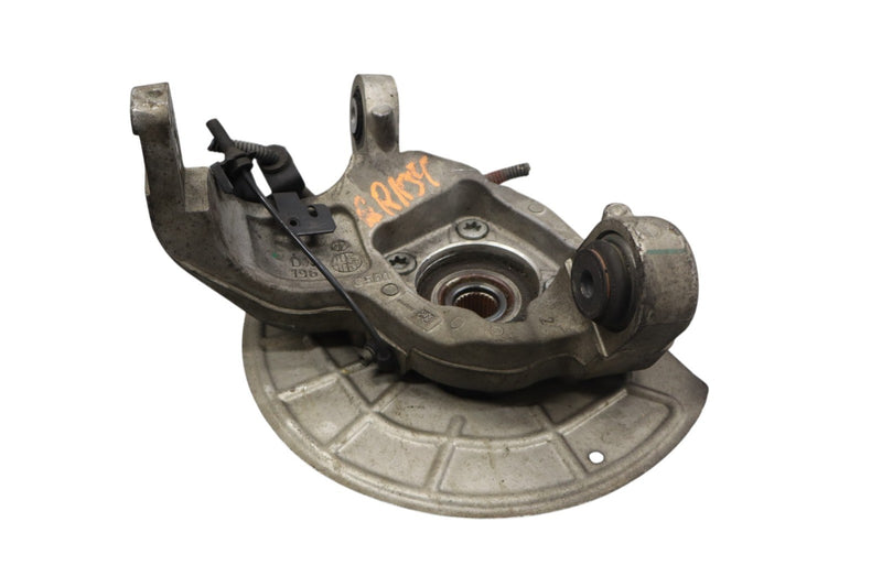 Load image into Gallery viewer, 17-23 Alfa Romeo Giulia Rear Right Side Wheel Spindle Knuckle &amp; Hub Oem
