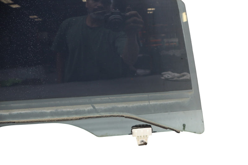 Load image into Gallery viewer, 11-20 Infiniti QX56 QX80 Front Right Passenger Side Door Window Glass Oem
