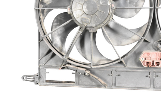 04-10 Maserati Quattroporte M139 Engine Cooling Radiator Dual Fan Shroud Oem