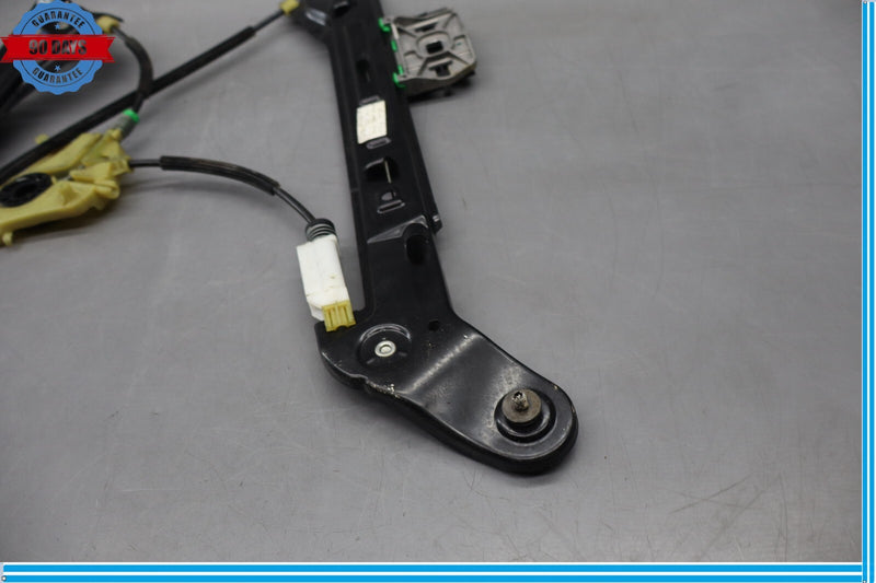 Load image into Gallery viewer, 12-18 Audi A7 Quattro Rear Right Passenger Door Window Regulator w/o Motor Oem
