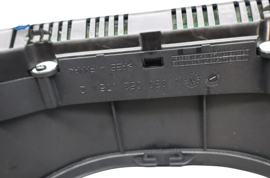 12-15 Audi A6 Front Dash Driver Side Speedometer Gauge Instrument Cluster Oem