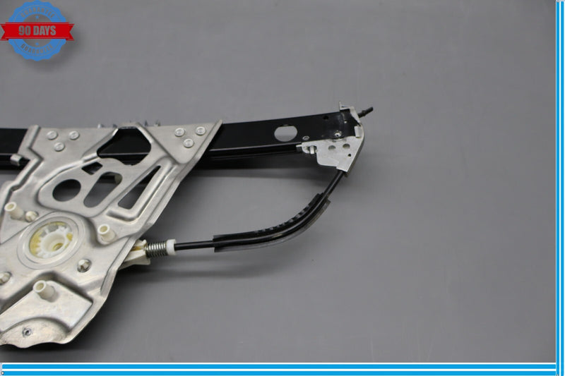 Load image into Gallery viewer, 00-06 Mercedes S350 S55 AMG Rear Right Door Window Regulator w/o Motor Oem
