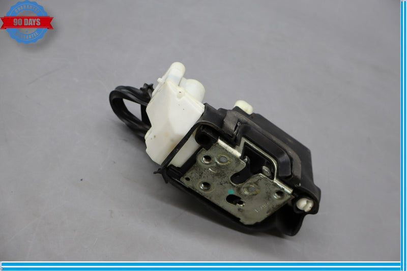 Load image into Gallery viewer, 03-13 Maserati Quattroporte M139 Rear Right Side Door Lock Latch Actuator Oem
