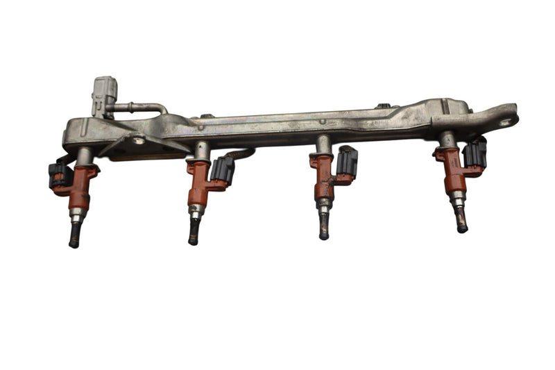 Load image into Gallery viewer, 07-17 Lexus USF40 LS460 Left Driver Side Outer Fuel Injection Rail Oem
