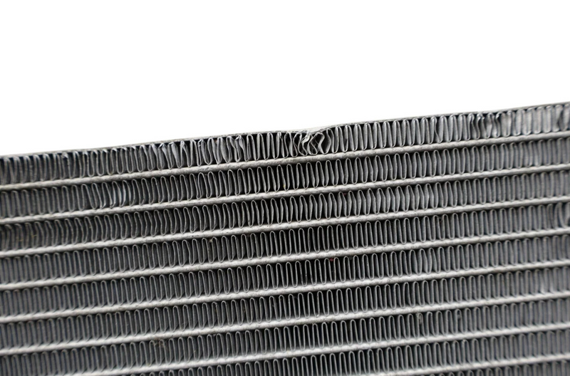 Load image into Gallery viewer, 09-15 BMW 750Li 750Li xDrive Engine Motor Cooling Radiator 17117576827 Oem
